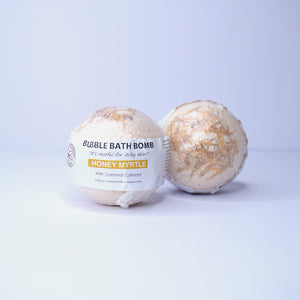 Honey Myrtle Bubble Bath Bomb (Christmas Edition)