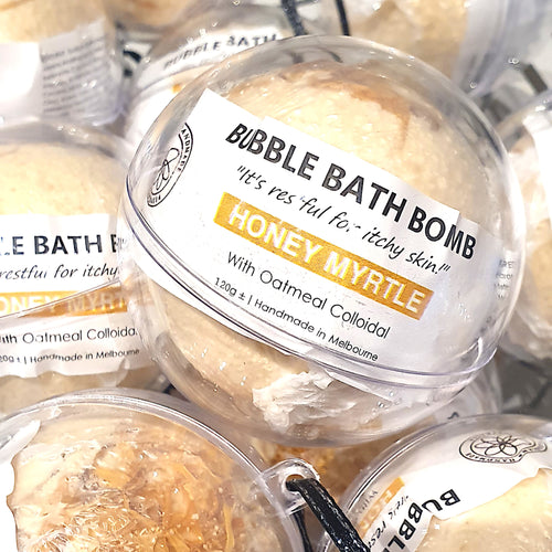 Honey Myrtle Bubble Bath Bomb (Christmas Edition)
